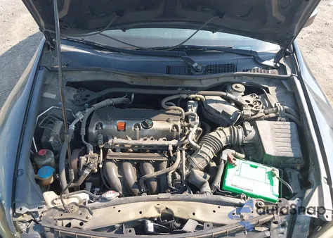 2010 Honda Accord 2.4 Ex z USA, uszkodzony, nr VIN 1HGCP2F70AA117938